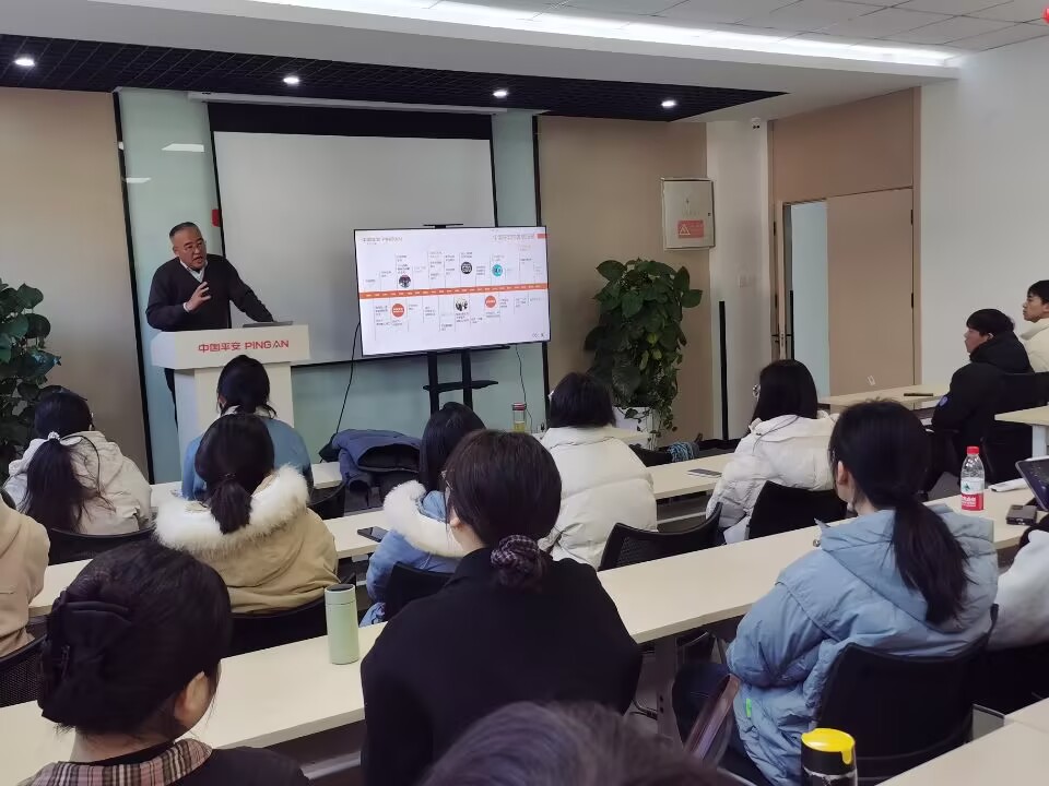 台湾av